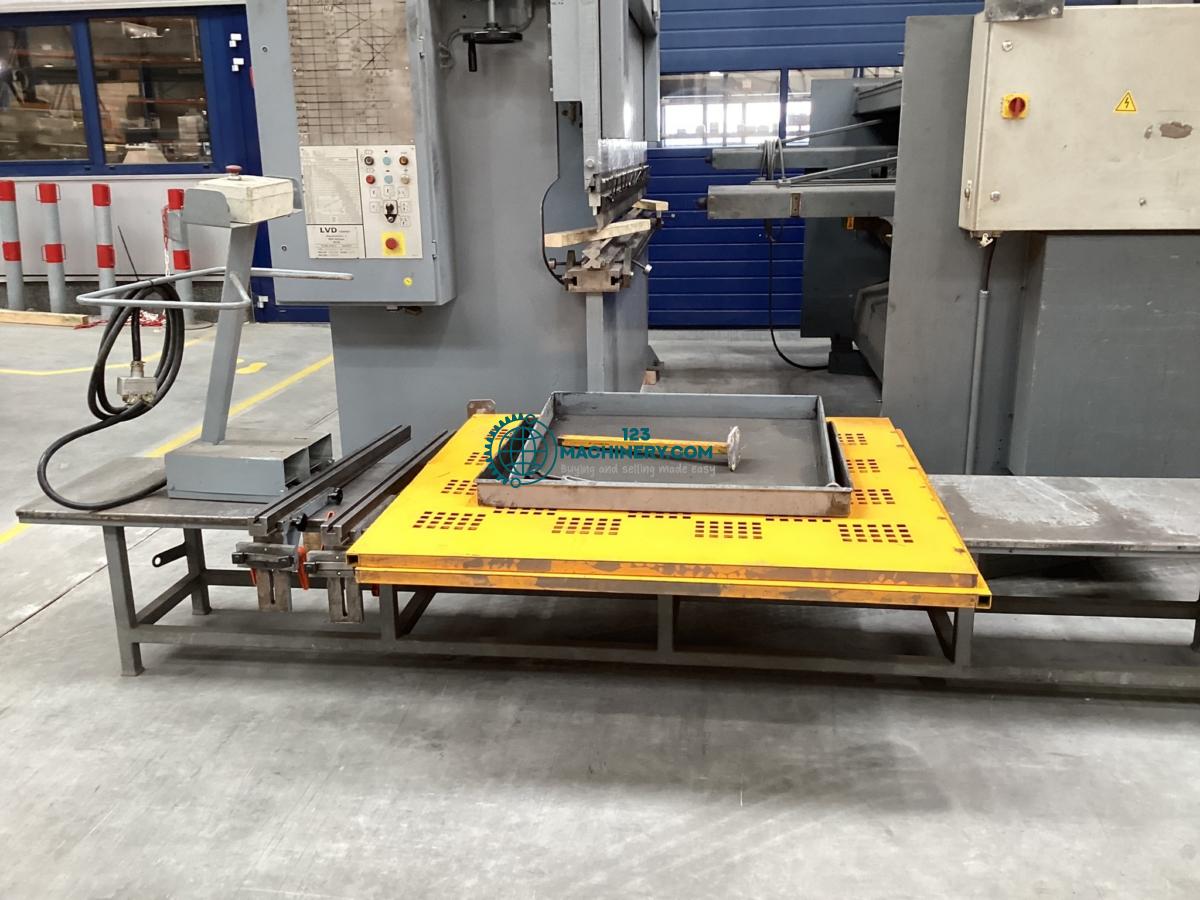 Abkantpresse - hydraulisch