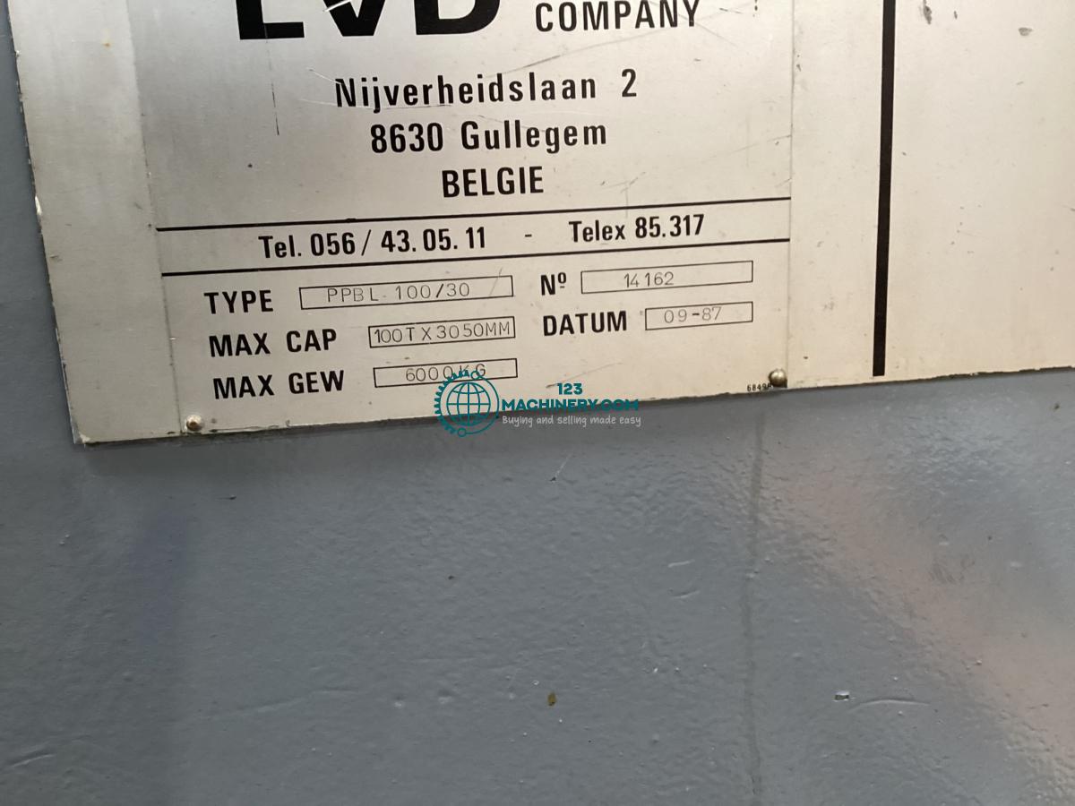 Abkantpresse - hydraulisch