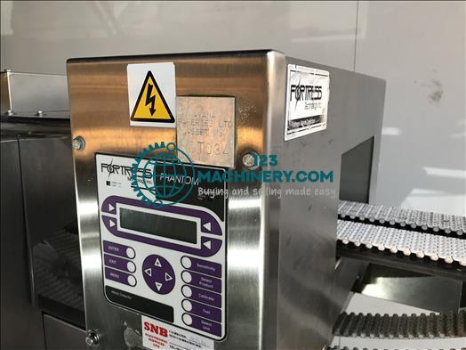 Ward Bekker ACW25 Metal detector checkweigher