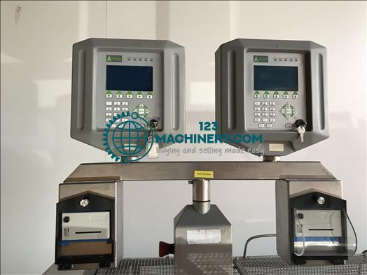 Ward Bekker ACW25 Metal detector checkweigher