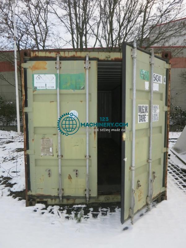 Container