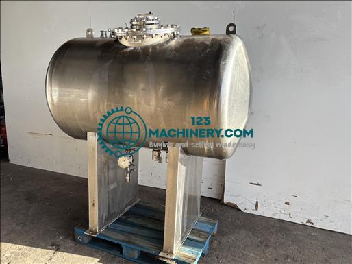 Show advert ITT Pureflo Holding tank 600L