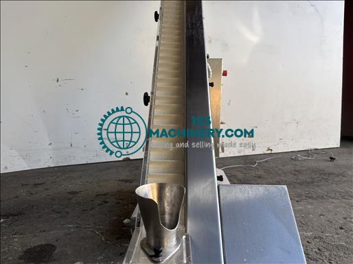 Maschinpex Flighted elevator conveyor