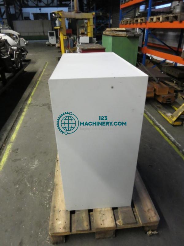 Toon advertentie Türenschrank