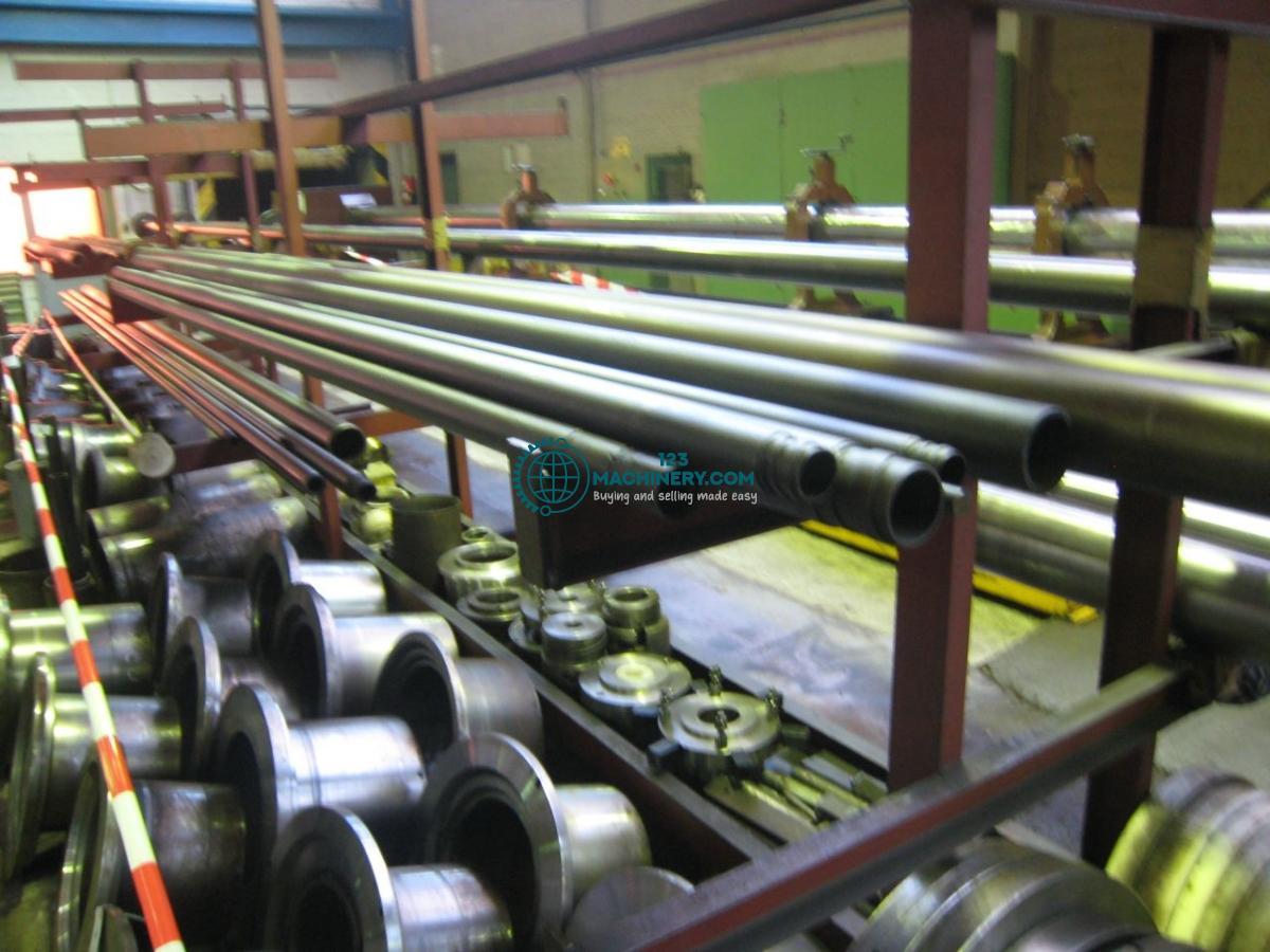 Toon advertentie Tieflochbohrmaschine