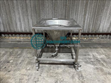 NNP Mobile stainless hopper