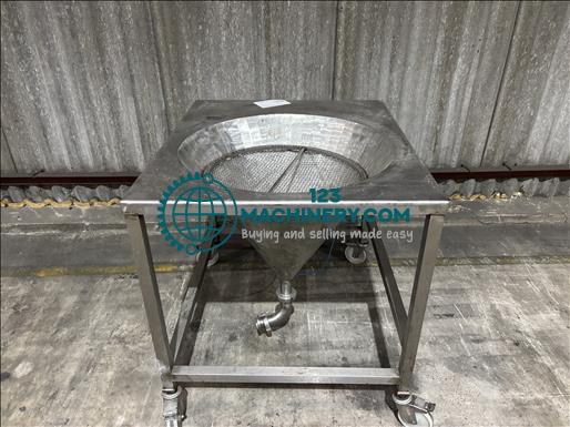 Show advert NNP Mobile stainless hopper