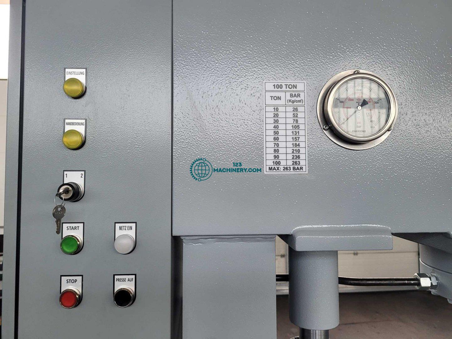 Afficher l`annonce Hydraulic workshop press HESSE by LFSS AT 1020/100