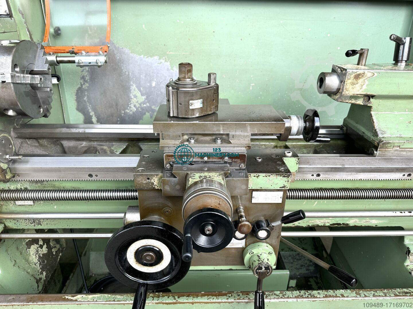 Afficher l`annonce WEILER COMMODOR L&Z Spindeldrehmaschine -Drehl