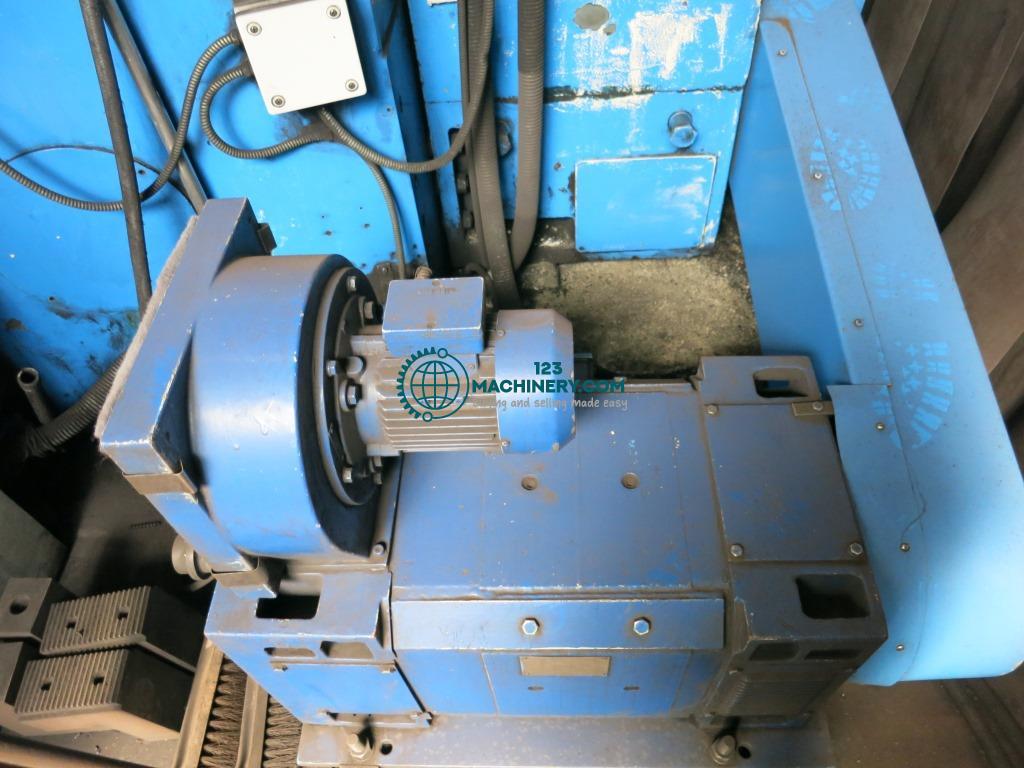 Toon advertentie Verticale draaibank - enkele kolom