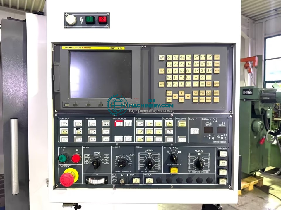 Vertikal Bearbeitungszentrum YCM XV 1250 A - Fanuc MPX 100 i