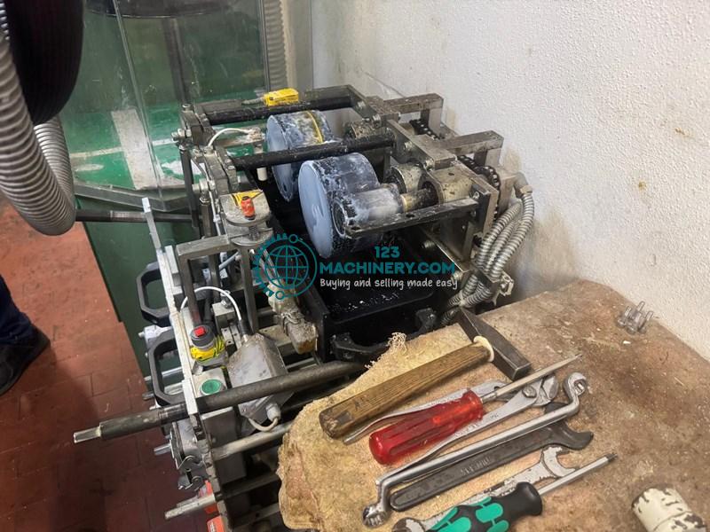 Wohlenberg perfect binder Master 7000