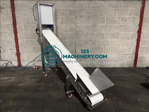 NNP Flighted elevator conveyor