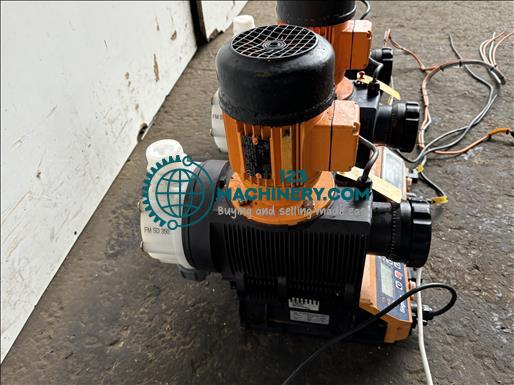 Toon advertentie Sigma S2CAHM07120PVT Metering pump
