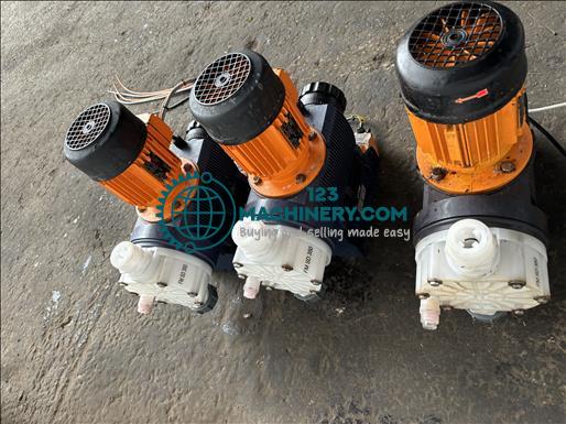 Toon advertentie Sigma S2CAHM07120PVT Metering pump