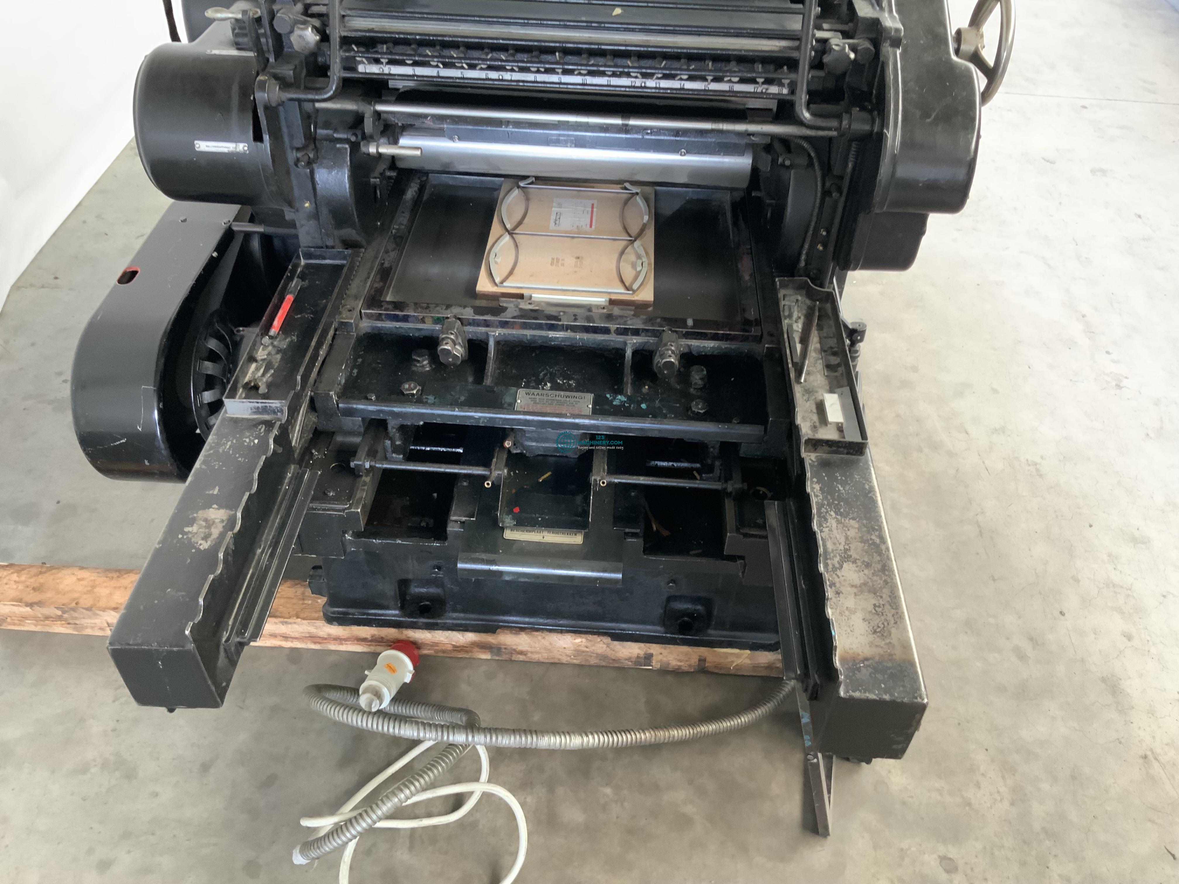 Die cutting machine