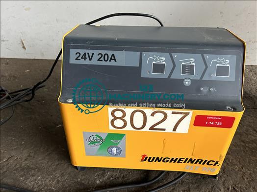 Jungheinrich EJC112RK Electric pallet stacker