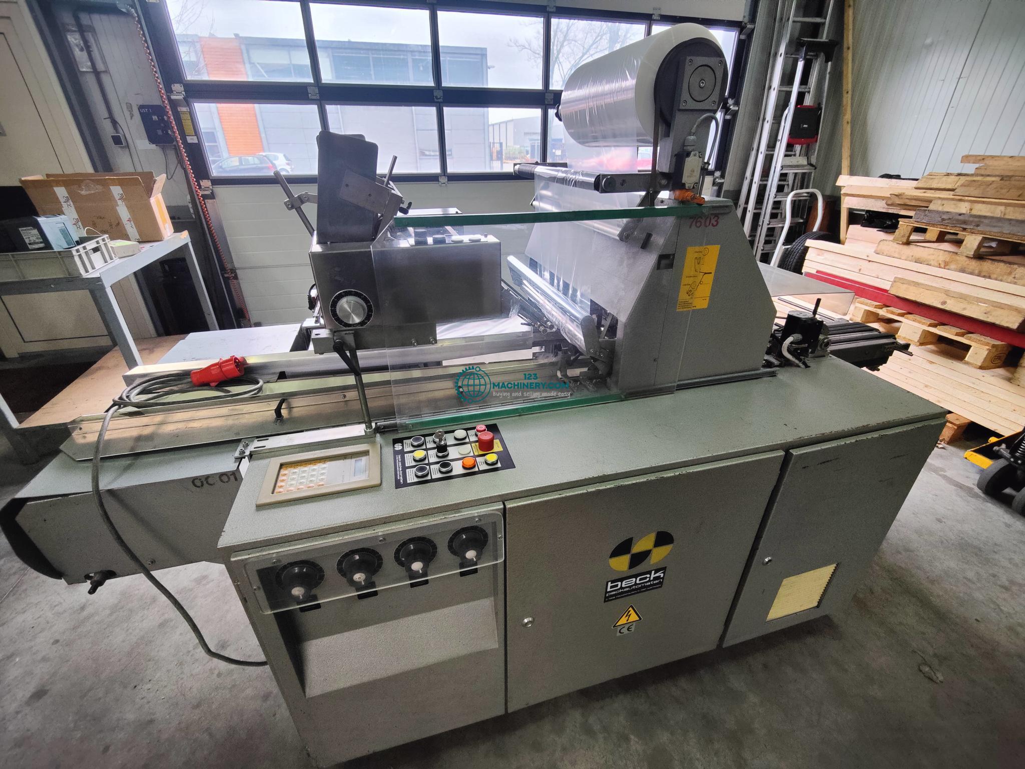 Show advert Automatic shrink wrapping machine