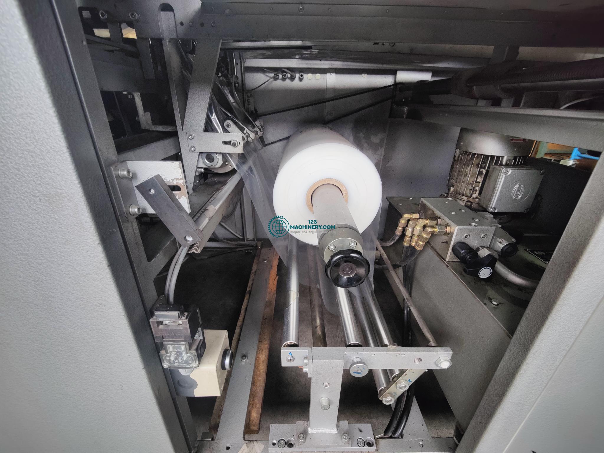 Show advert Automatic shrink wrapping machine