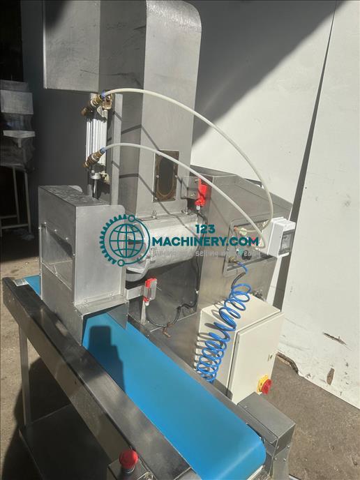 İlanı göster Bruton BIG T Dough Divider