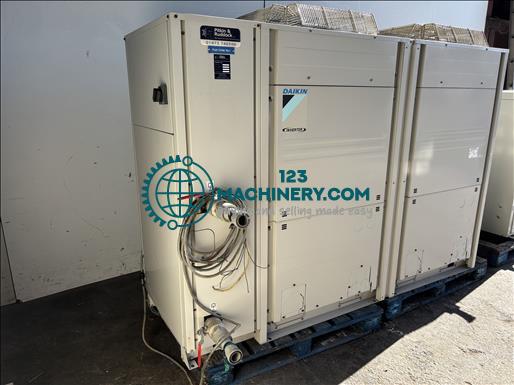 Daikin EWAQ040BAWHBH Water chiller