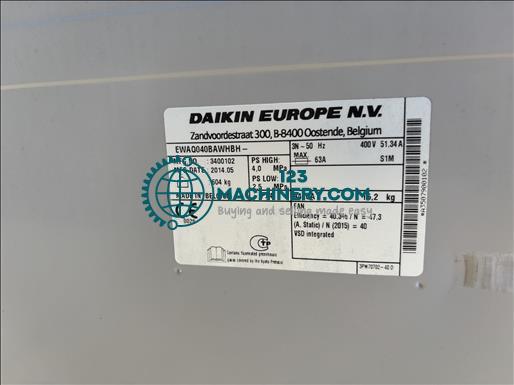 Daikin EWAQ040BAWHBH Water chiller