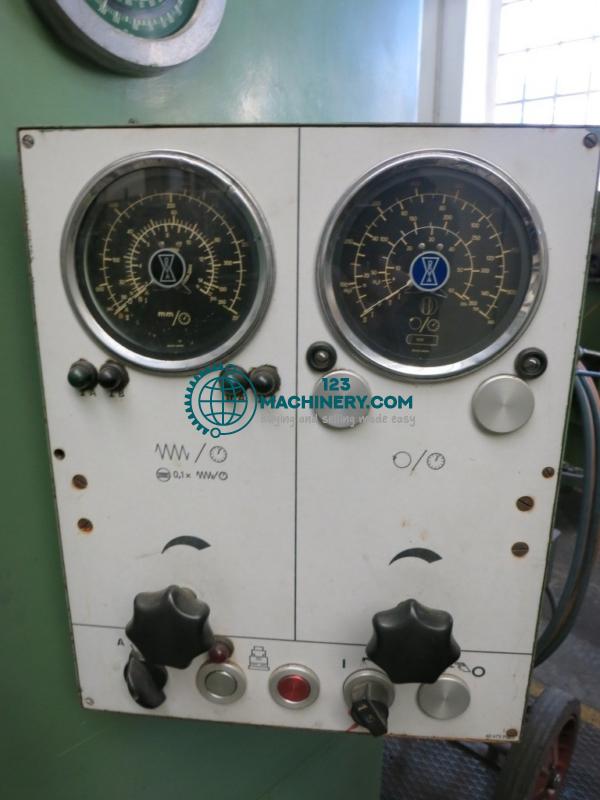 Toon advertentie Tischbohrwerk