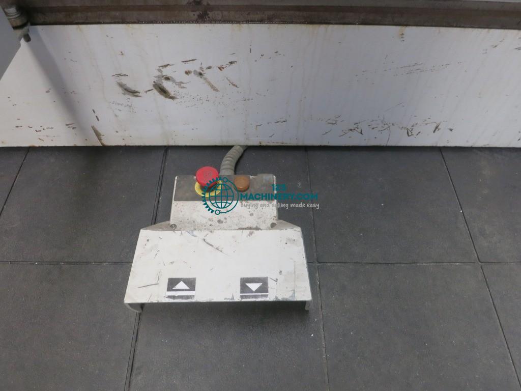 Abkantpresse - hydraulisch