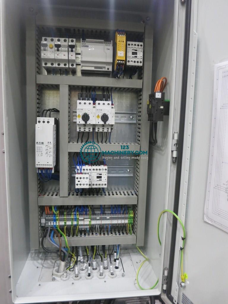 Leit- und Zugspindeldrehmaschine