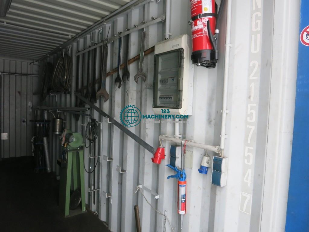Container