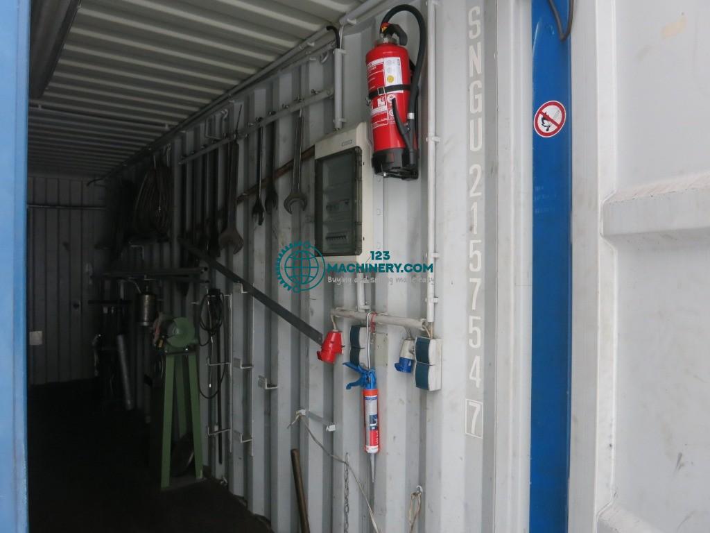 Container