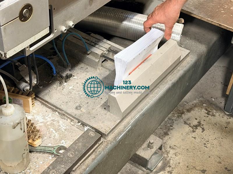 Sigloch BBL-30 back gluing line