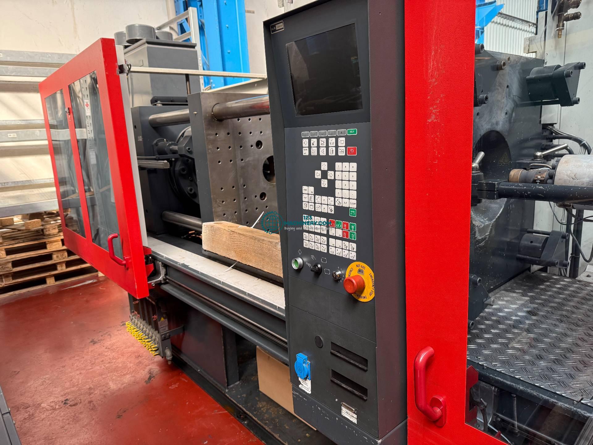 Toon advertentie Used FERROMATIK MILACRON K-200 S