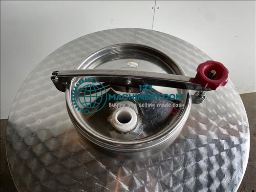 Mostrar anuncio NNP 250l holding tanks