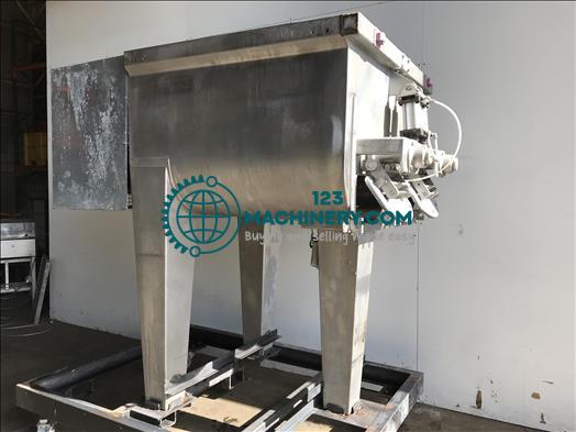 Mostrar anuncio Wolfking 600L TSM Mezclador de paletas de doble ej