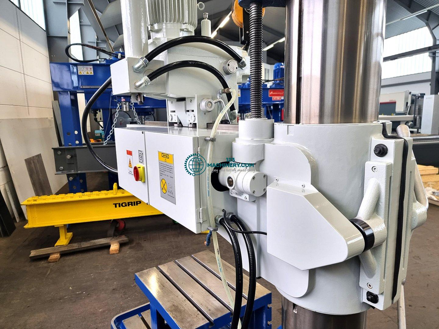 Radial drilling machine TAILIFT TPR-1100