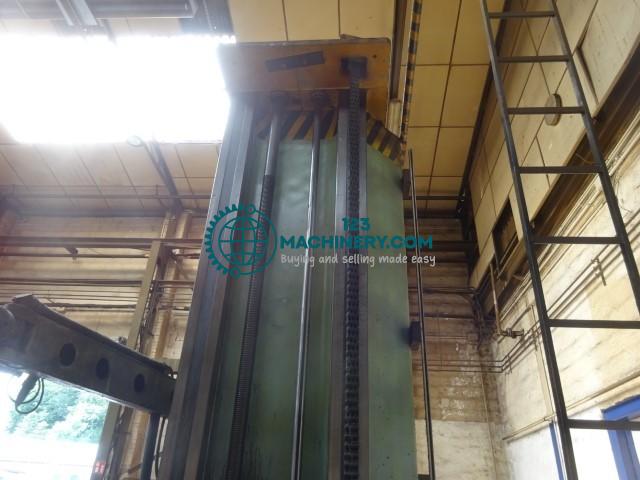 Toon advertentie Plattenbohrwerk - Traghülse