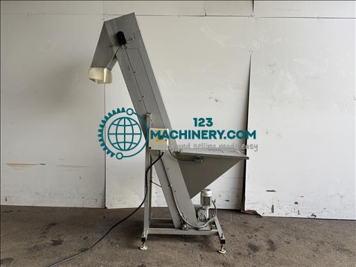 Show advert NNP Flighted elevator conveyor