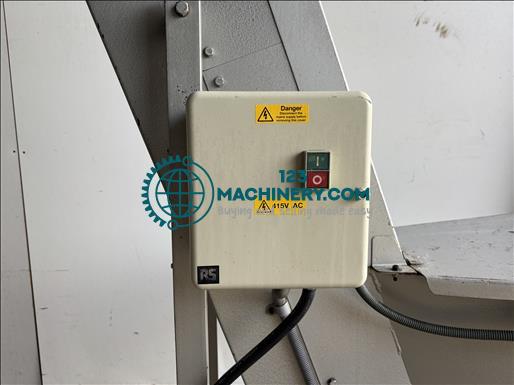 Show advert NNP Flighted elevator conveyor