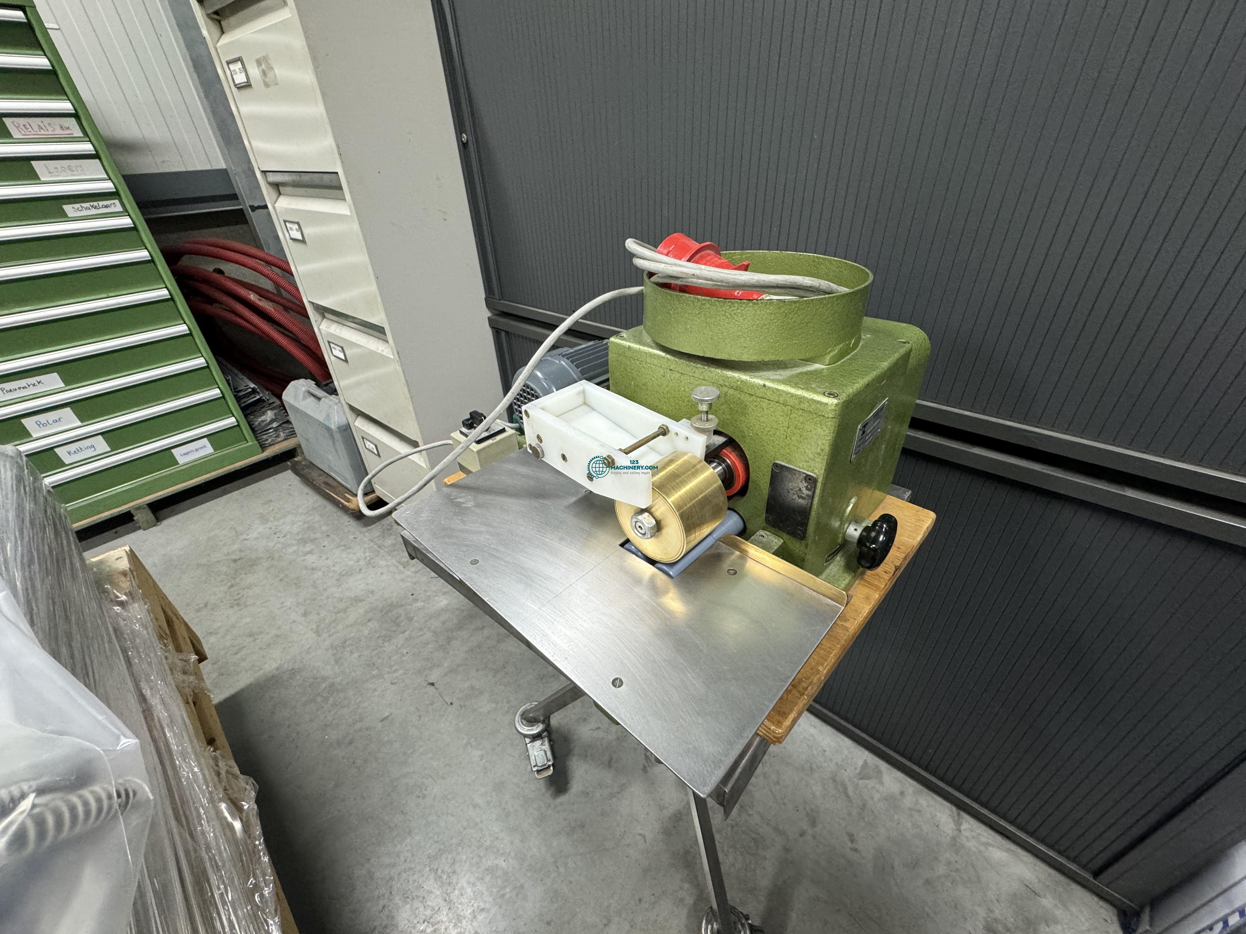 Afficher l`annonce Top gluer