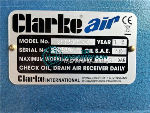 Clarke SE25C200 Air compressor