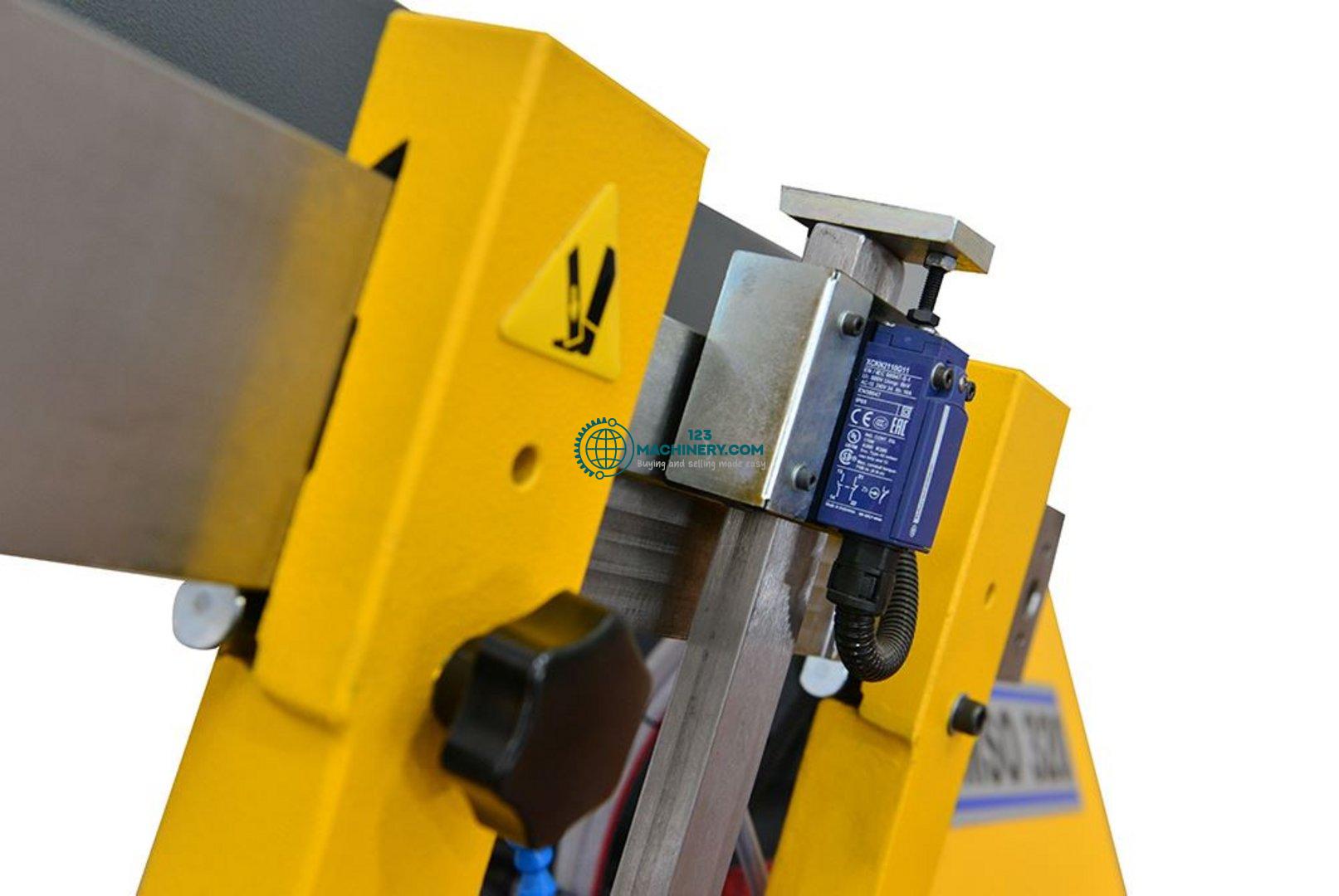 Fully automatic band saw HESSE by BEKA-MAK BMSO 32