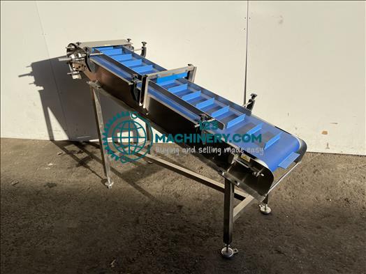 Ctrak Flighted elevator conveyor