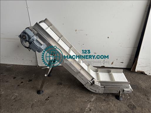 Show advert NNP Flighted elevator conveyor