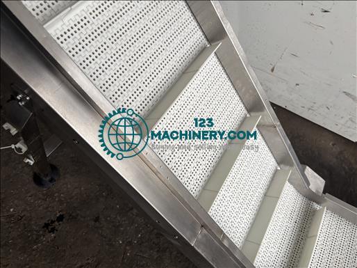 Show advert NNP Flighted elevator conveyor