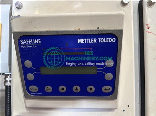 Safeline V3 pipeline metal detector