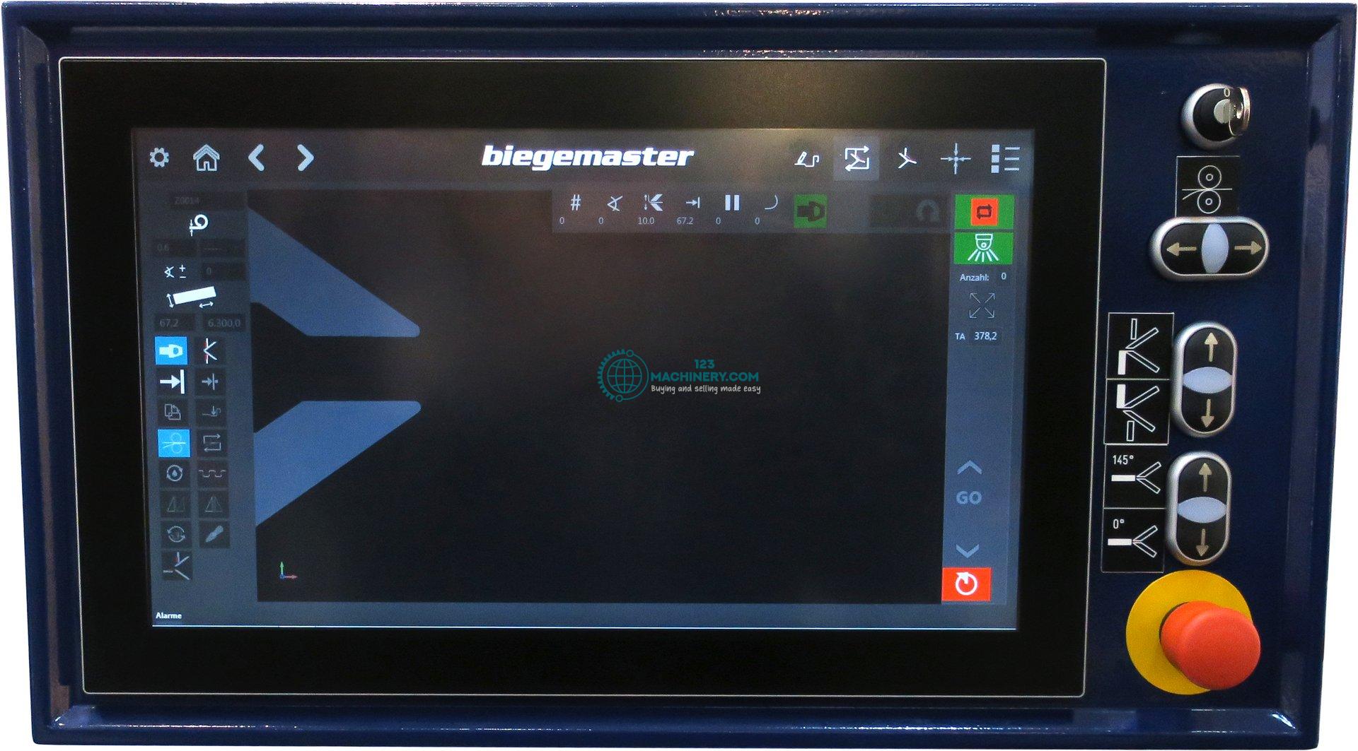 Показывать рекламу Hydraulic long folding machine BIEGEMASTER DURO 5.