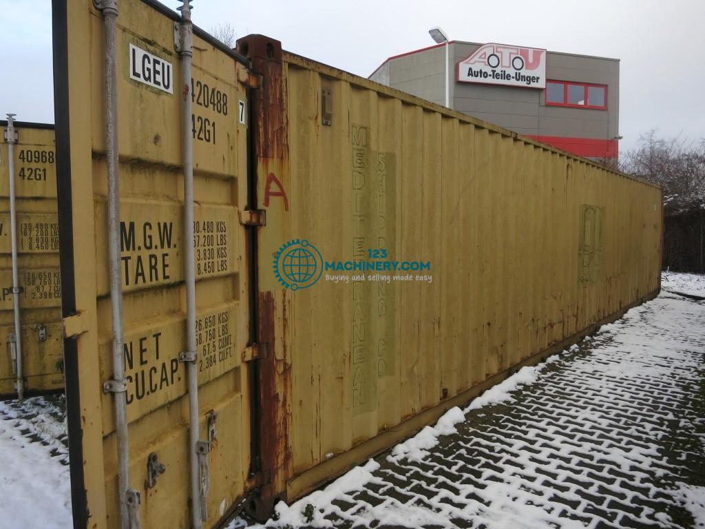 Container
