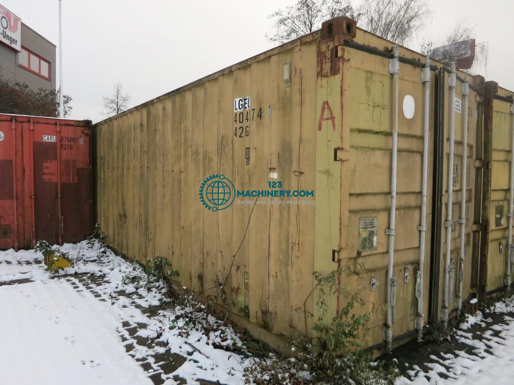 Container