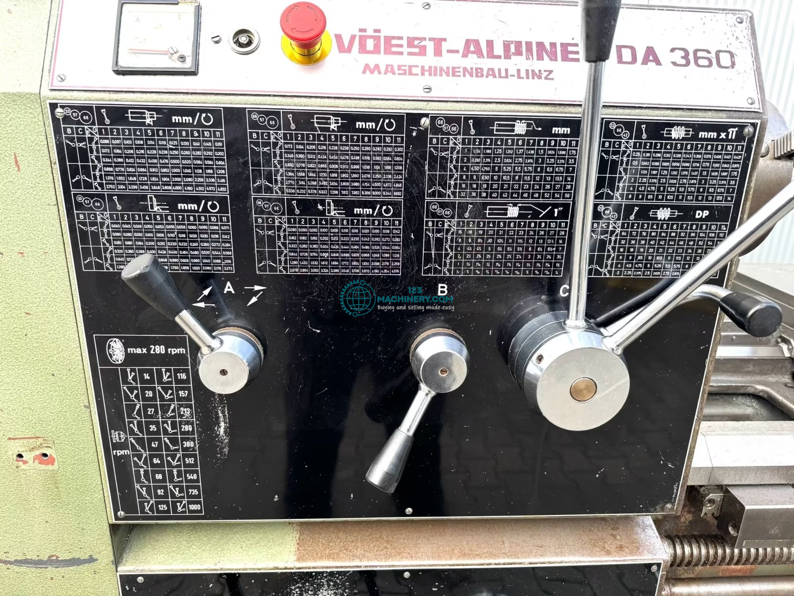 VOEST DA 360 - Leit & Zugspindeldrehmaschine -Heidenhain